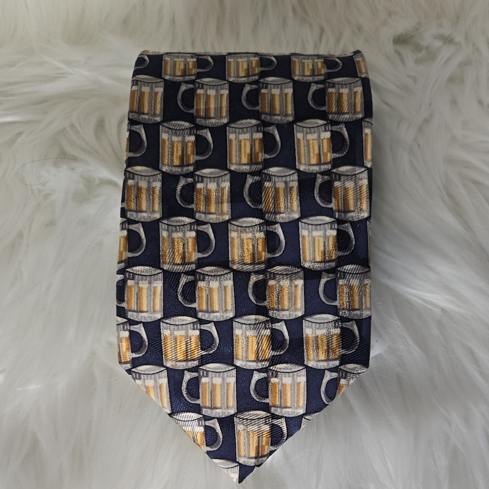 Museum Artifacts All Silk Beer Mug Pattern Dark Blue